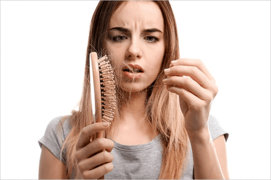 Волосы на расческе: есть ли причины для беспокойства?